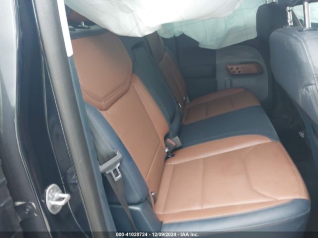 3FTTW8E32NRB00752 Ford Maverick Lariat