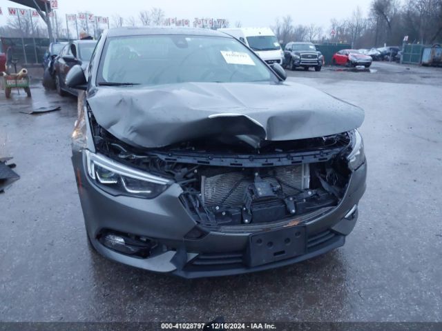 W04GP6SX3K1011704 Buick Regal Sportback Fwd Essence