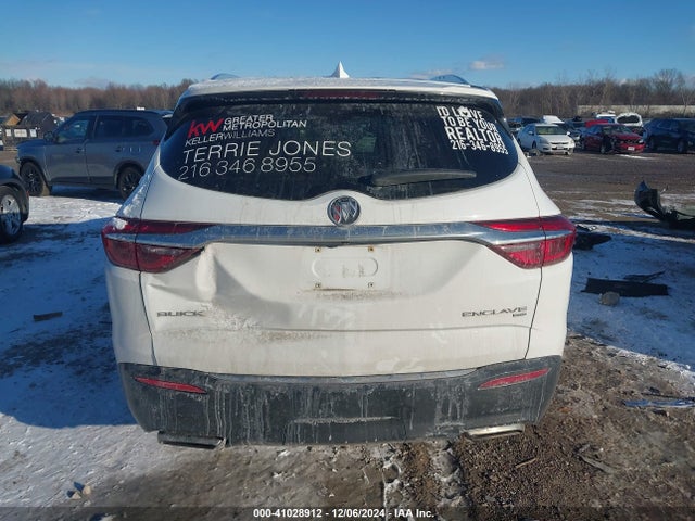 5GAEVAKW3JJ242082 Buick Enclave Essence