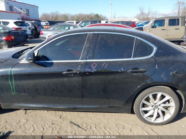 ZARFANANXL7631385 Alfa Romeo Giulia Awd