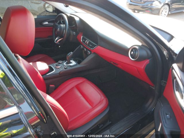 ZARFANANXL7631385 Alfa Romeo Giulia Awd