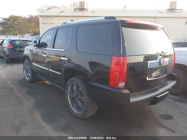 2009 CADILLAC ESCALADE 1GYFK23209R257725 Photo 2