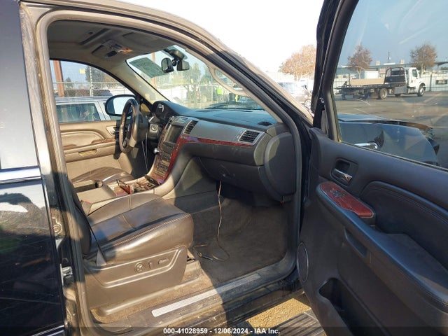 2009 CADILLAC ESCALADE 1GYFK23209R257725 Photo 4