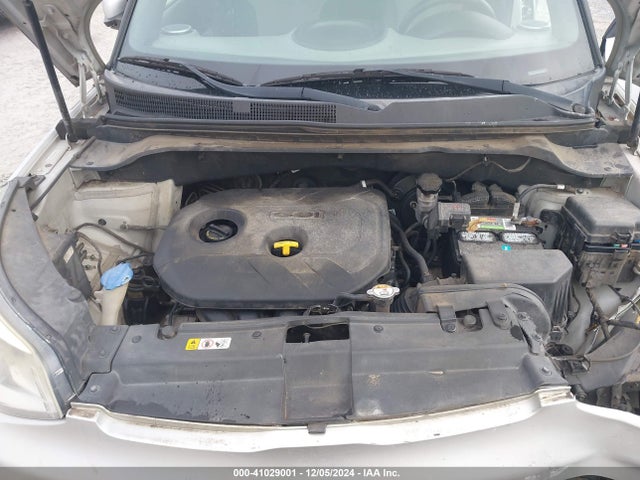 KIA SOUL + 2014 KNDJP3A5XE7728726 Image 10