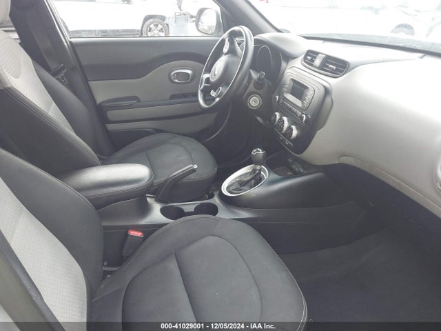 KIA SOUL + 2014 KNDJP3A5XE7728726 Image 5