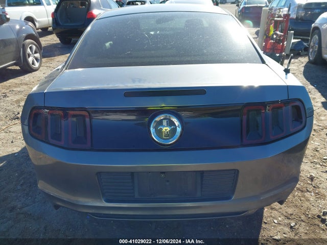 Ford Mustang V6 2014 1ZVBP8AM4E5318845 Image 17