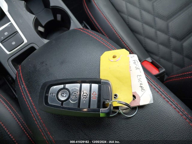 1FMCU9PA0PUA02270 Ford Escape St-line Elite