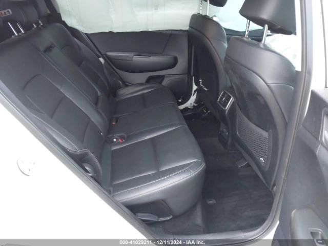 KNDPNCAC1H7281660 KIA Sportage Ex