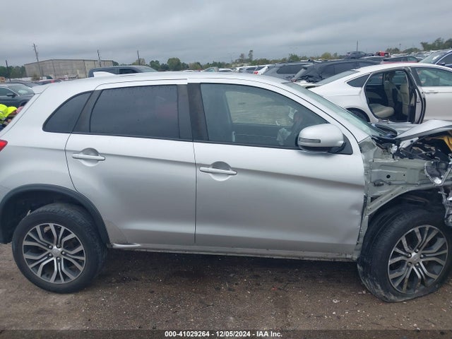 JA4AP3AU8JZ009300 Mitsubishi Outlander Sport 2.0 Es