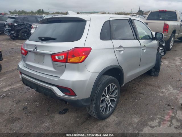 2018 MITSUBISHI OUTLANDER SPORT JA4AP3AU8JZ009300 Photo 3