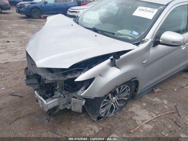 2018 MITSUBISHI OUTLANDER SPORT JA4AP3AU8JZ009300 Photo 5
