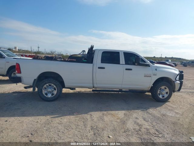 3C6UR5HJ3JG364581 RAM 2500 Tradesman  4x4 8' Box
