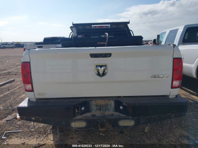 3C6UR5HJ3JG364581 RAM 2500 Tradesman  4x4 8' Box