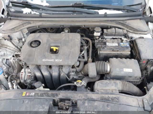 5NPD74LF0HH211279 Hyundai ELANTRA SE