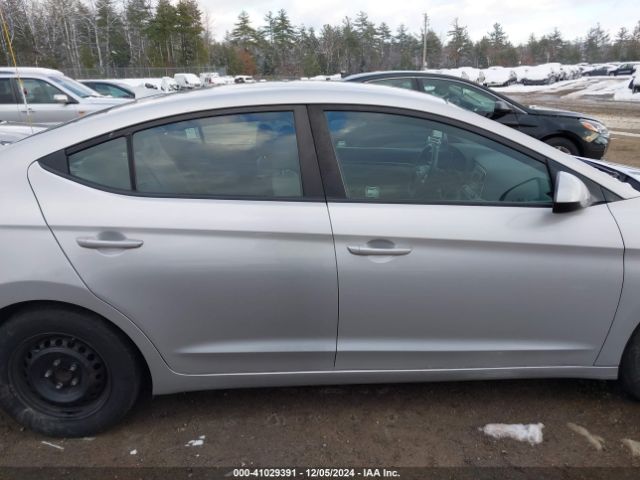 5NPD74LF0HH211279 Hyundai ELANTRA SE