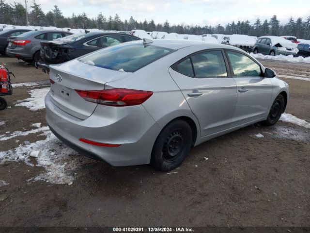 5NPD74LF0HH211279 Hyundai ELANTRA SE