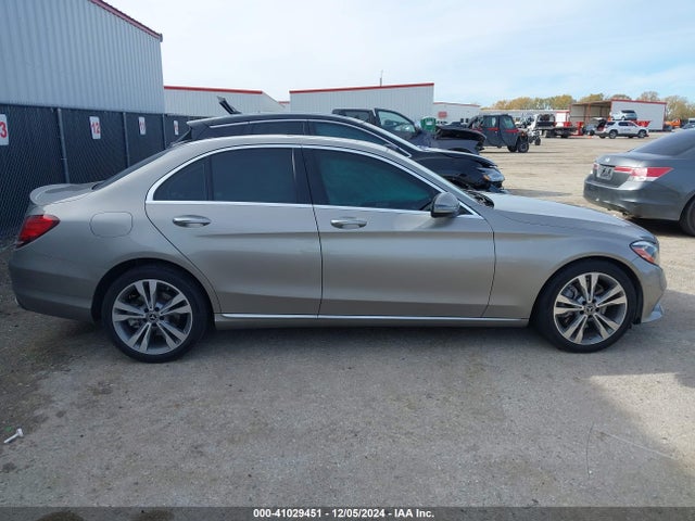 55SWF8DB5KU313972 Mercedes-Benz C 300