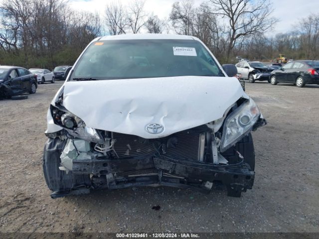 5TDZK3DC6FS568959 Toyota Sienna L 7 Passenger