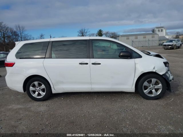 5TDZK3DC6FS568959 Toyota Sienna L 7 Passenger