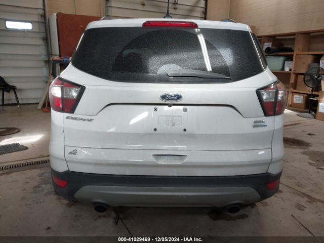 1FMCU9HD8JUB21538 Ford ESCAPE SEL