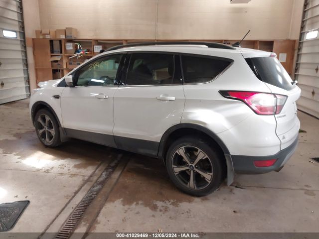 1FMCU9HD8JUB21538 Ford ESCAPE SEL