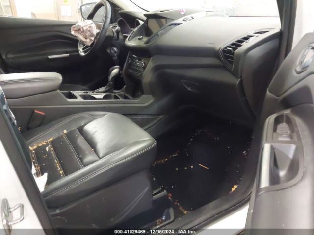 1FMCU9HD8JUB21538 Ford ESCAPE SEL