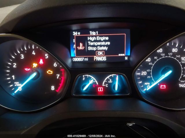 1FMCU9HD8JUB21538 Ford ESCAPE SEL