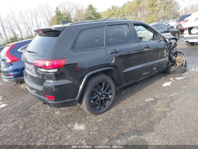 1C4RJFAG3JC273324 Jeep Grand Cherokee Altitude 4x4