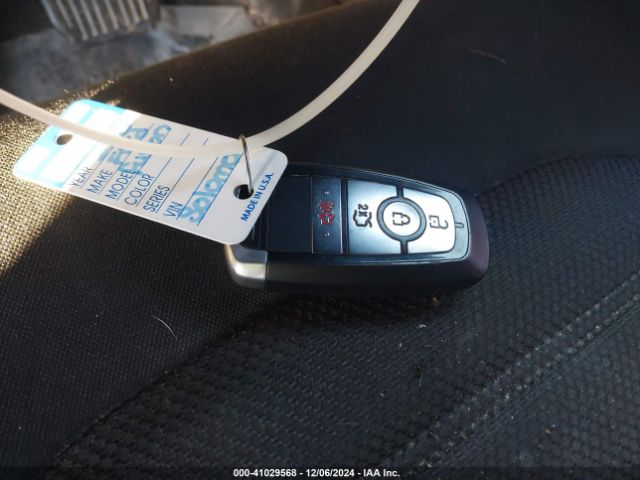 3FA6P0HD9JR276942 Ford FUSION SE