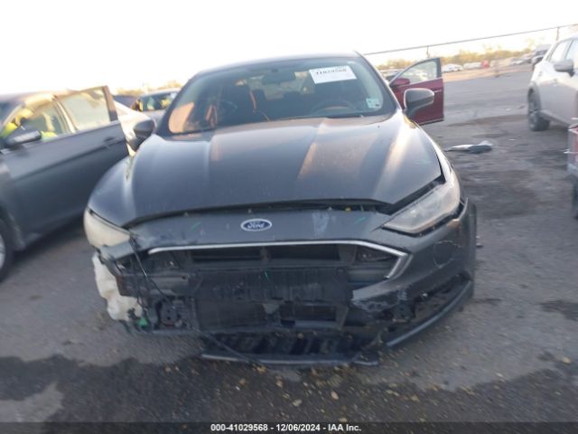 3FA6P0HD9JR276942 Ford FUSION SE