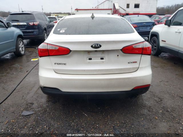 KNAFX4A86F5283899 KIA FORTE EX