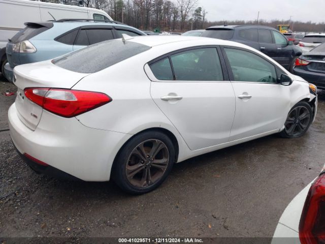 KNAFX4A86F5283899 KIA FORTE EX
