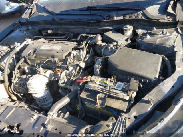 1HGCR2F3XEA218675 Honda ACCORD LX