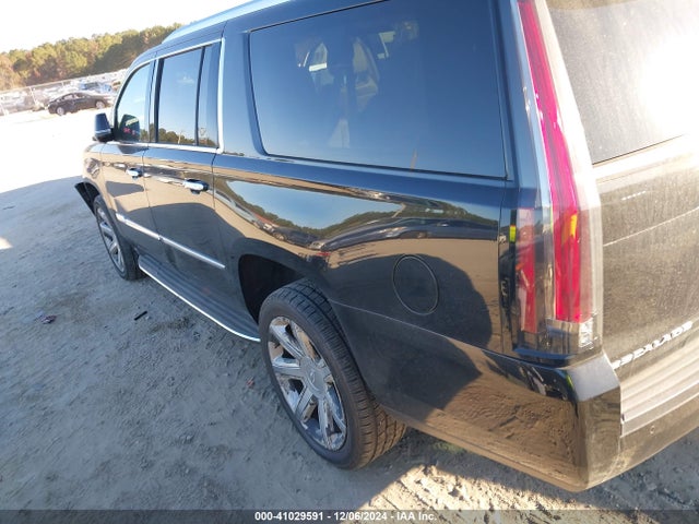 2015 CADILLAC ESCALADE ESV 1GYS4SKJ1FR746342 Photo 2