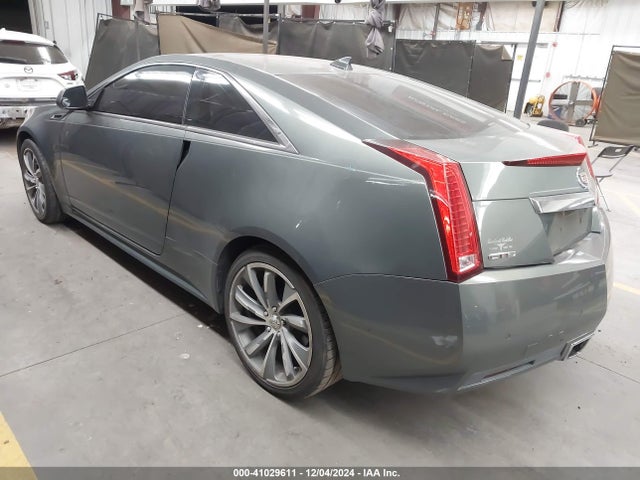 2011 CADILLAC CTS 1G6DJ1ED0B0135047 Photo 2