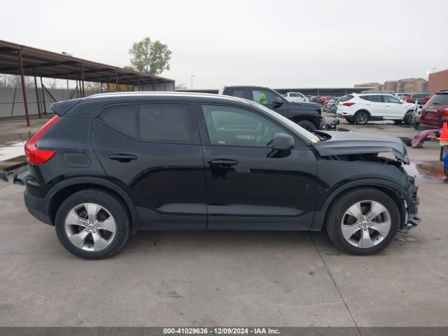 YV4AC2HK2L2257566 Volvo Xc40 T4 Momentum