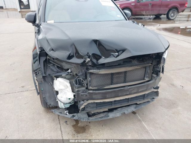 YV4AC2HK2L2257566 Volvo Xc40 T4 Momentum