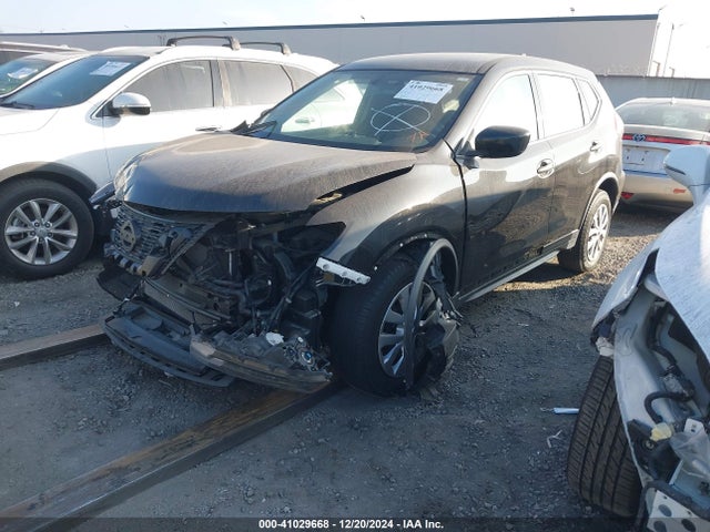 Nissan ROGUE S 2017 JN8AT2MT9HW147166 Image 2