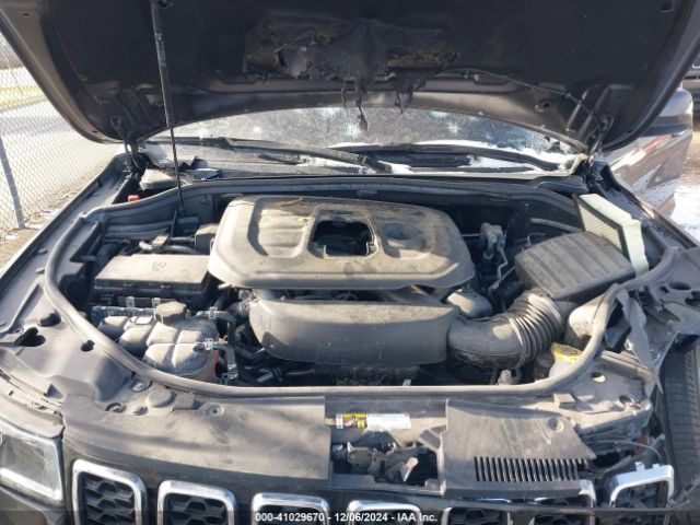 1C4RJFAG3MC534035 Jeep Grand Cherokee Laredo E 4x4