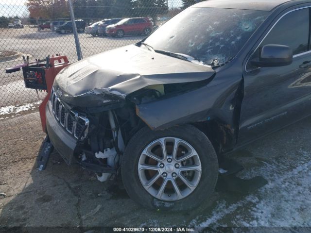 1C4RJFAG3MC534035 Jeep Grand Cherokee Laredo E 4x4