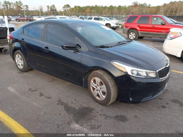 KIA FORTE LX 2018 3KPFK4A78JE170459 Image 1