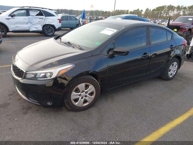 KIA FORTE LX 2018 3KPFK4A78JE170459 Image 2