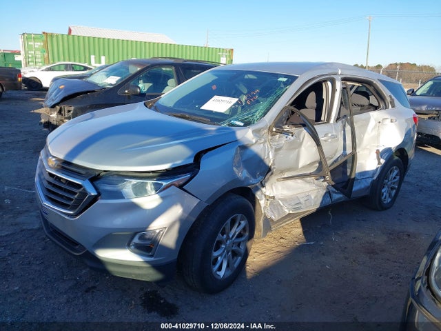 Chevrolet EQUINOX LS 2018 2GNAXREV2J6110038 Image 2