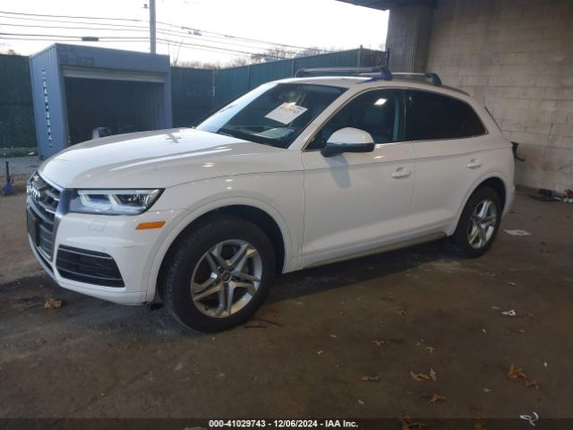WA1BNAFY1J2220910 Audi Q5 2.0t Premium/2.0t Tech Premium