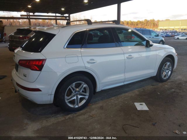 WA1BNAFY1J2220910 Audi Q5 2.0t Premium/2.0t Tech Premium