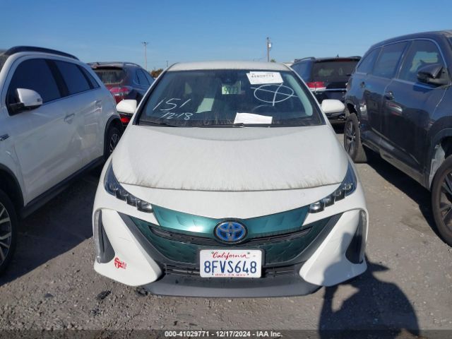 JTDKARFP6J3097557 Toyota Prius Prime Premium