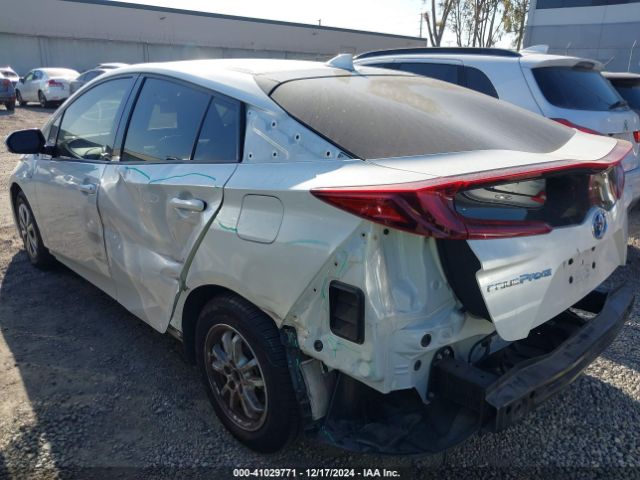 JTDKARFP6J3097557 Toyota Prius Prime Premium
