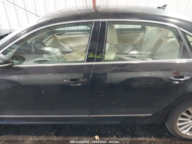 1VWBT7A31HC024686 Volkswagen Passat 1.8t Se