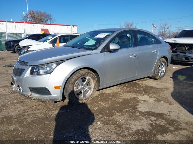 Chevrolet Cruze 1lt Auto 2014 1G1PC5SB4E7229113 Image 2