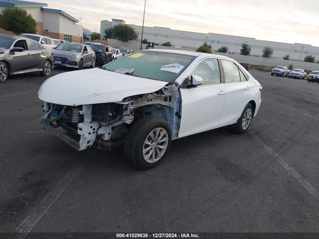Toyota CAMRY LE 2017 4T1BF1FKXHU353626 Image 2